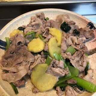 姜葱醬de豚肉とジャガイモのオイスター炒め^_^